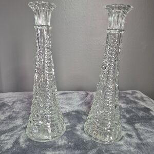 Vintage Set of 2 Pressed Glass Bud Vases – Elegant 9-Inch Design